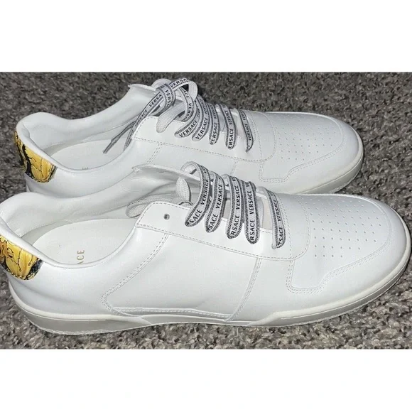 Men's Authentic Versace White w/Logo - Picture 2 of 9